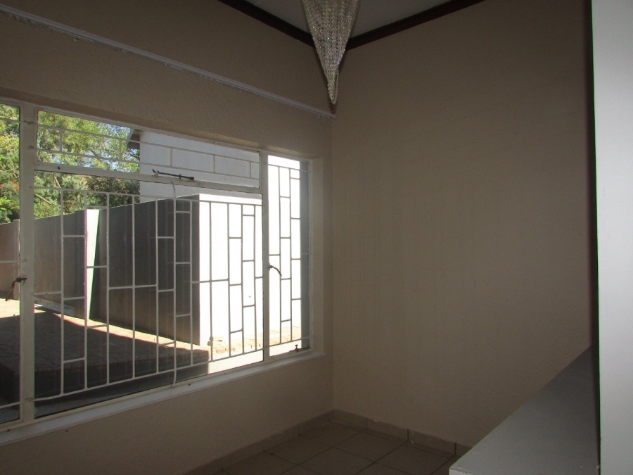 To Let 3 Bedroom Property for Rent in Heuwelsig Free State